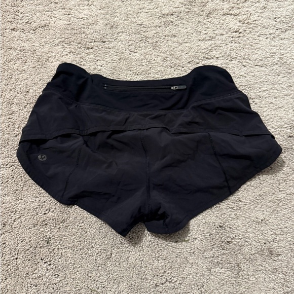 lululemon athletica Women's Black Athletic Shorts - Picture 3 of 3